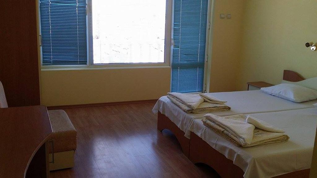 Exotic Guest House Sozopol Habitación foto